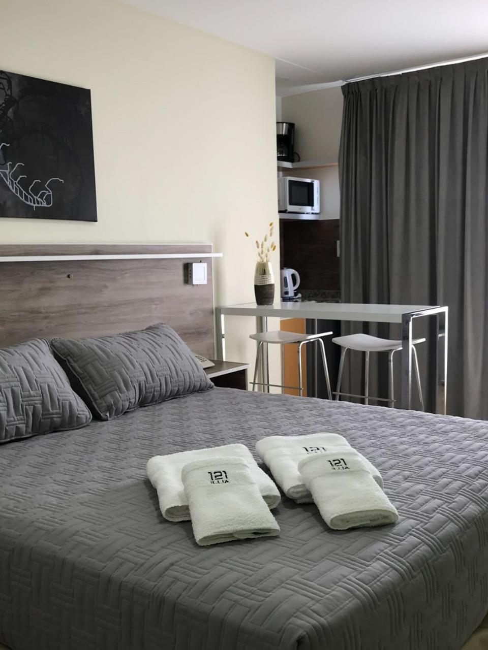 Illia 121 Apart Hotel Neuquén Buitenkant foto